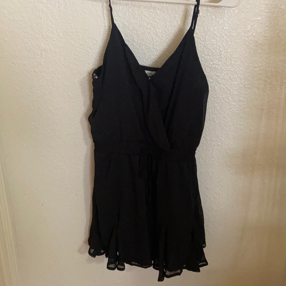 BOGO Half Off Beautiful Francescas Romper Size M
